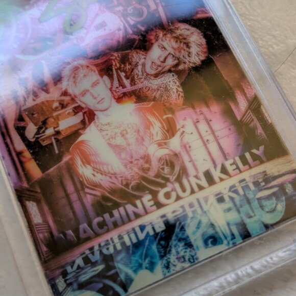 MACHINE GUN KELLY SIGNED (1/1) CARD - Picture 2 of 6